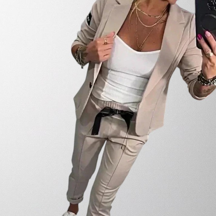 Olivia - Elegant blazer and trouser set