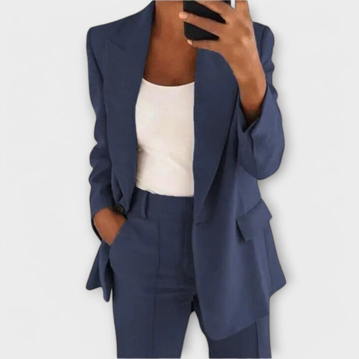 Christina – Women's Suit Set