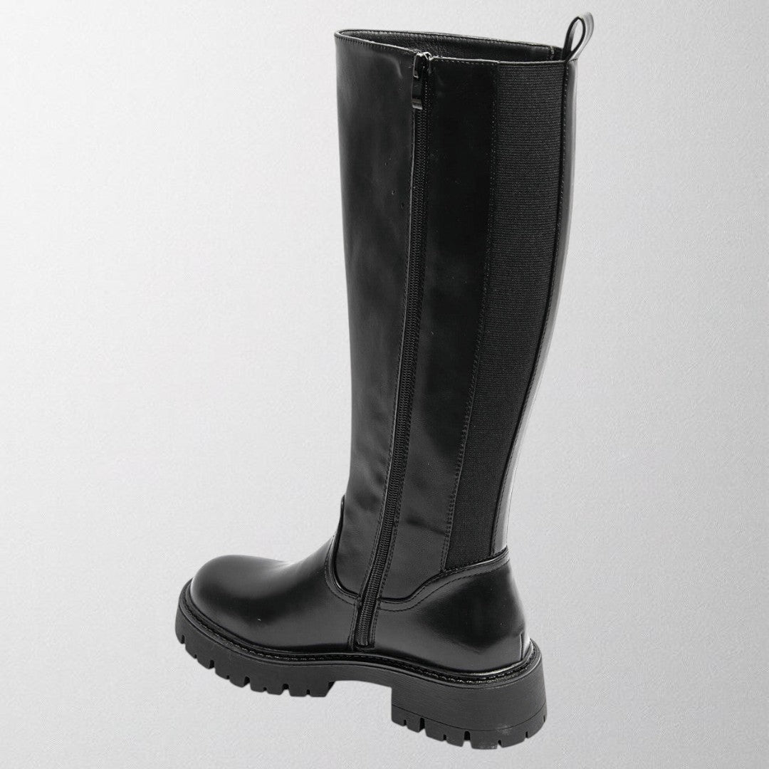 Olivia – Classic black boots