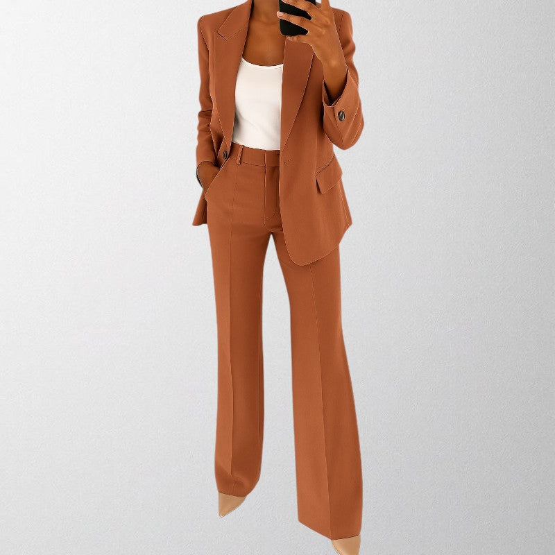 Olivia - Timeless two-piece suit