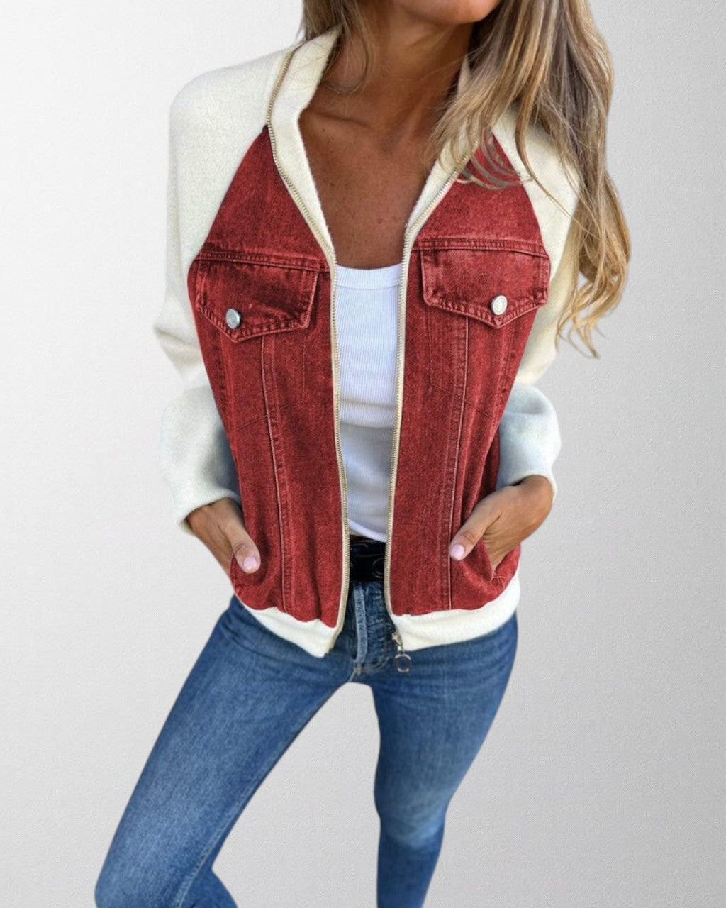 Olivia - Unique denim jacket with a vintage twist