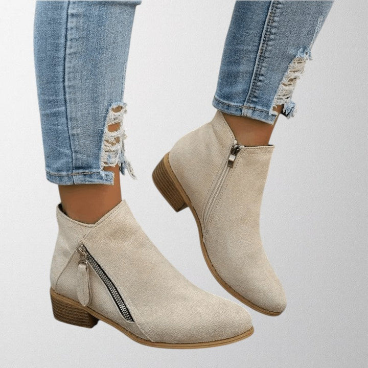 Olivia - Classic style vintage boots