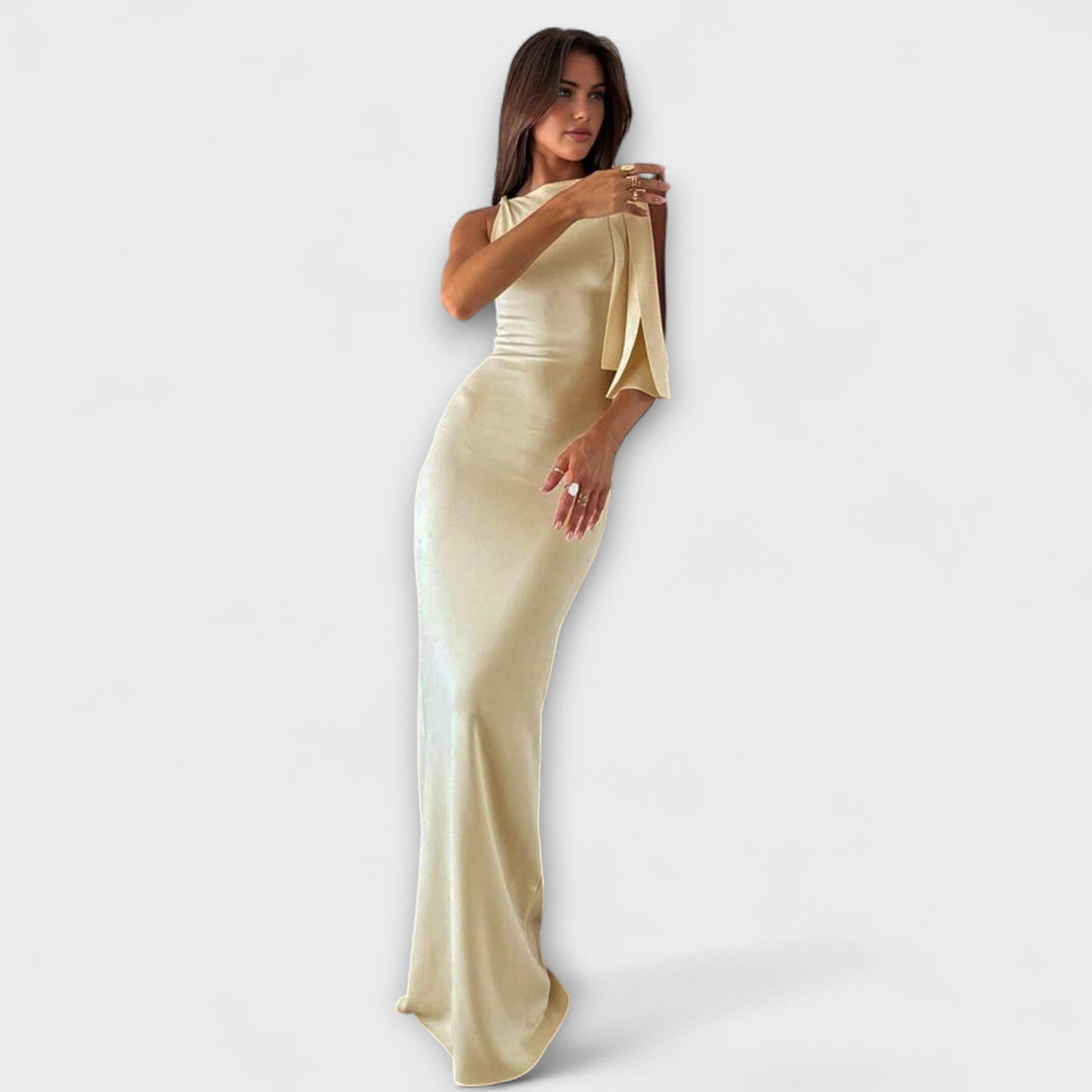 Cloe – Maxi Dress with Knot Detail