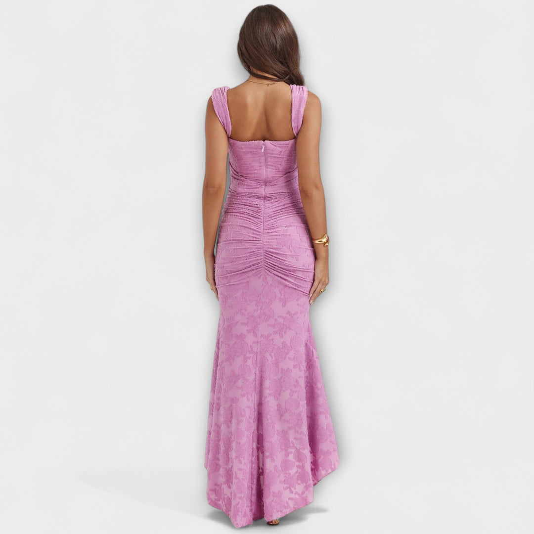 Renske – Long Dress with Elegant and Refined Corset